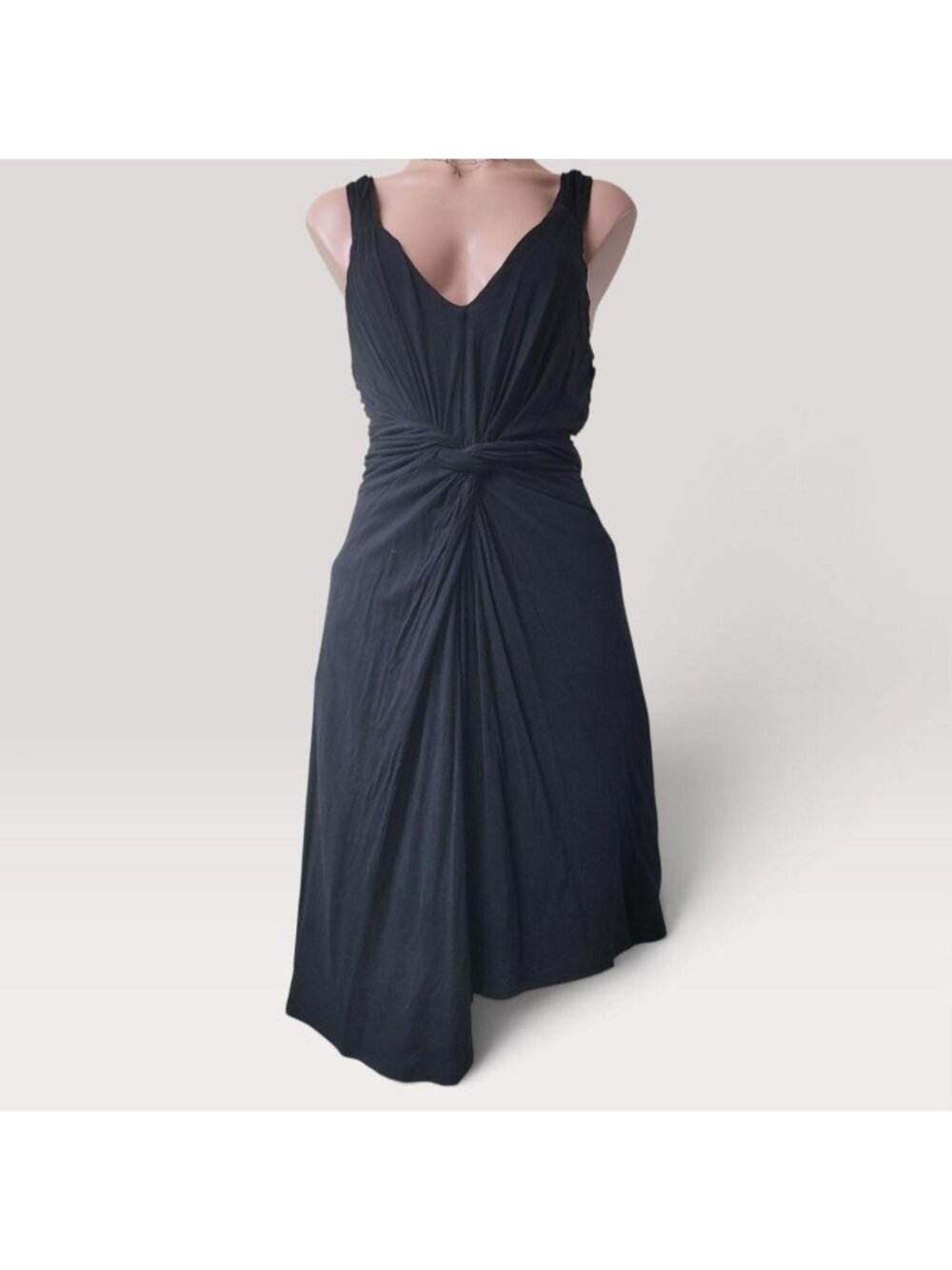 Foxy Jean Couture Plunging Deep V-Neck Black Summer Midi Dress (One Size)